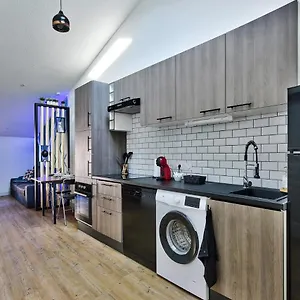 appartement-karibu-a-lagnieu.hotels-rhonealpes.com/