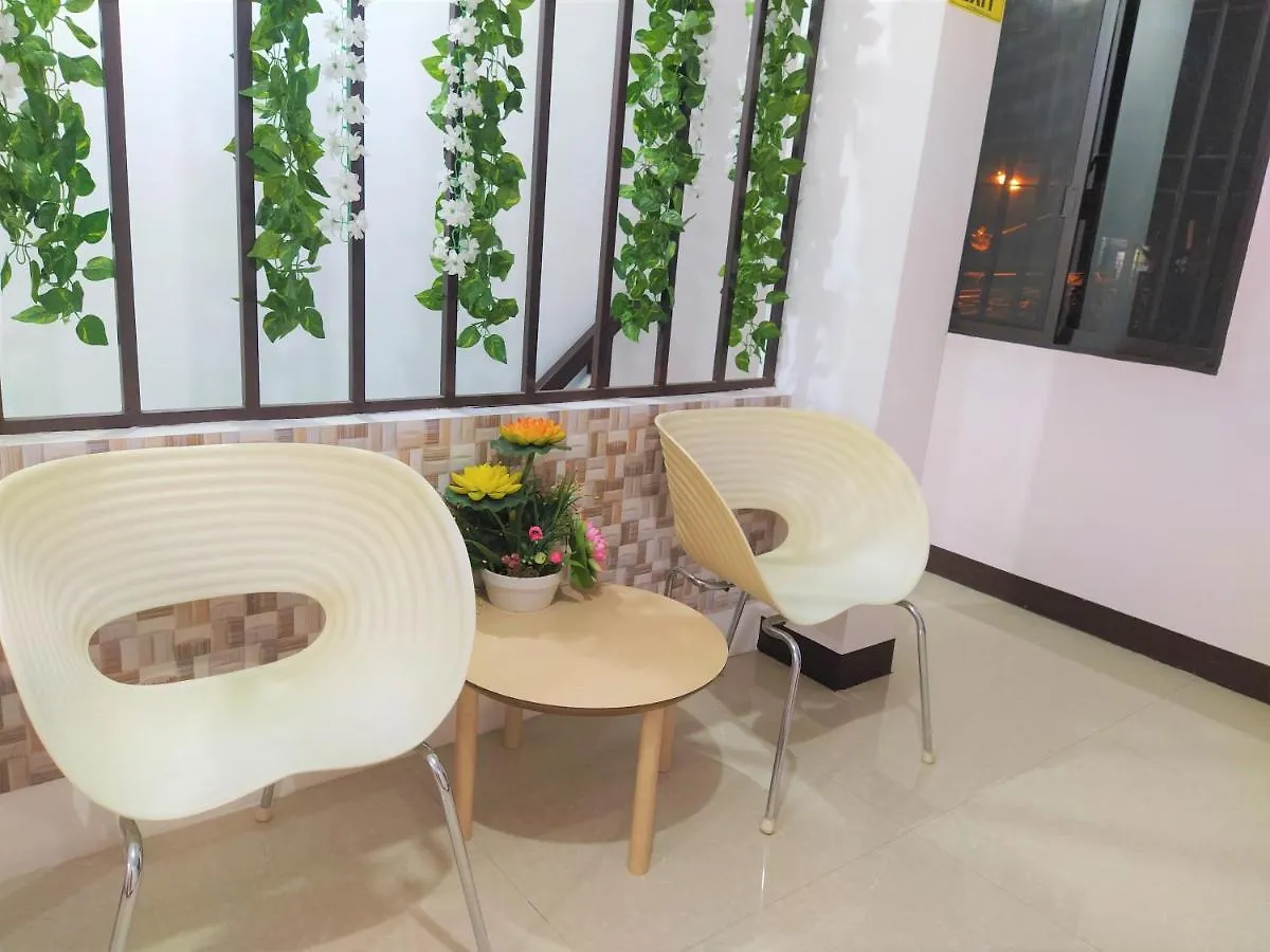 Jb Valdres Apartment Manila